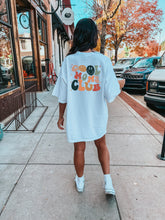 Load image into Gallery viewer, Cool Moms Club White Tee
